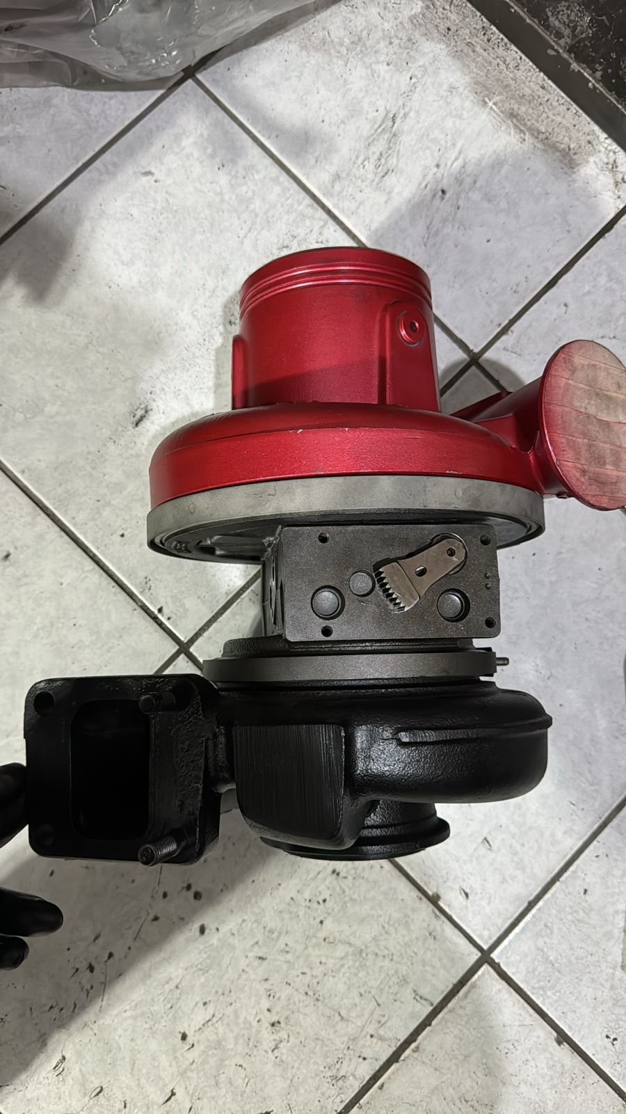 ISX AND VGT / HE561VE